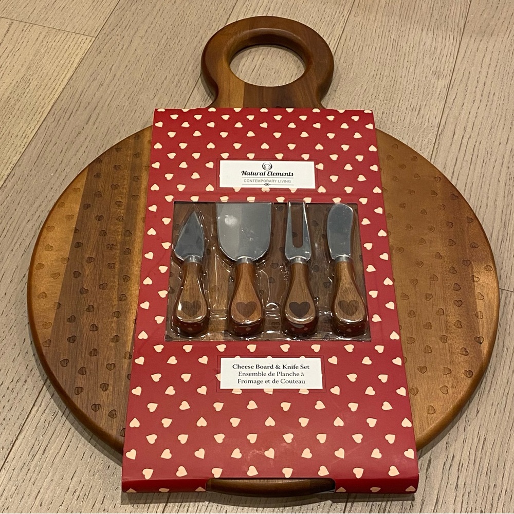 Cheese Board & Knife Set, Acacia Wood, BRAND NEW!!! Unopened, perfect condition!